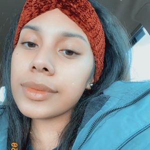 Meet your Posher, Tinisha